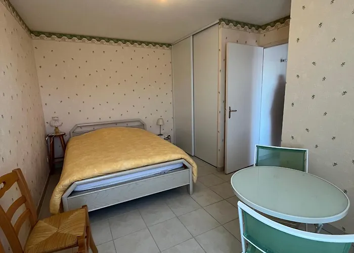 2 Proche Gare Et Commerces Avec Garage - Fr-1-843-28 Apartamento Le Croisic